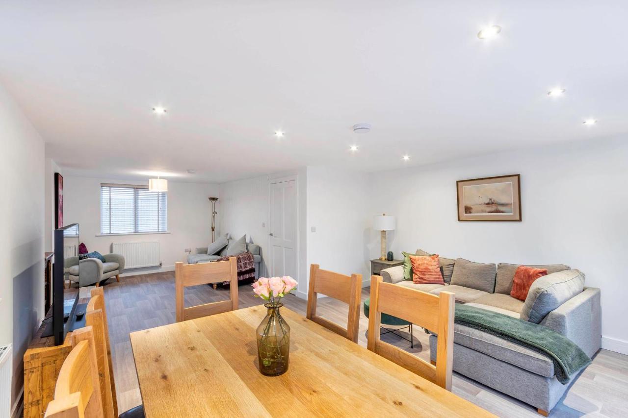Newly Renovated Rural Cottage In North Scarle Lincoln Exterior photo